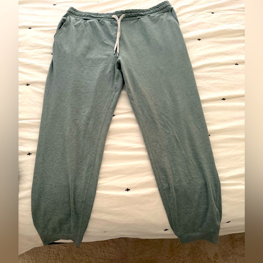 Vuori Performance Teal Green Blue Tie Waist Dreamknit Joggers Sweatpants Size XL